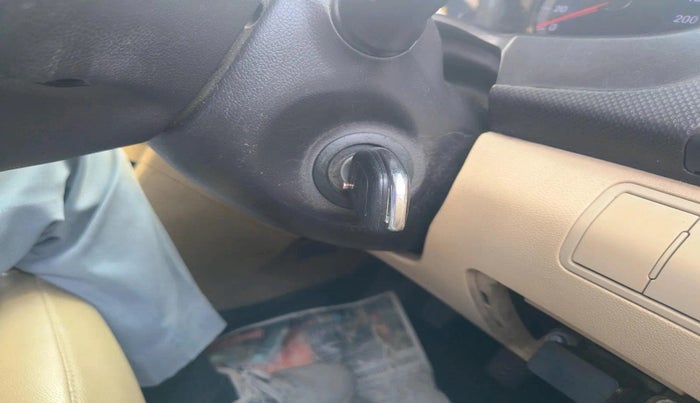 2016 Hyundai Verna 1.6 VTVT SX, Petrol, Manual, 1,14,992 km, interior