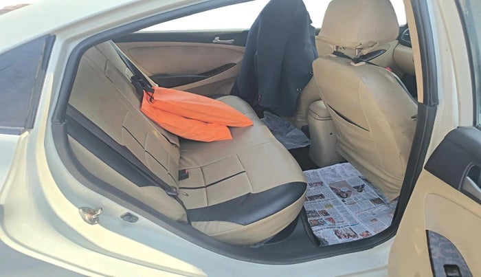 2016 Hyundai Verna 1.6 VTVT SX, Petrol, Manual, 1,14,992 km, interior