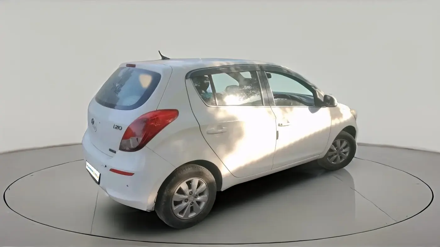 2013 Hyundai i20 SPORTZ 1.2, Petrol, Manual, 1,14,969 km, exterior