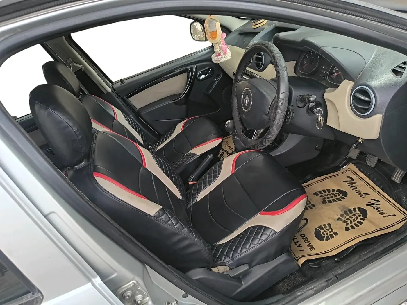 2013 Renault Duster 110 PS RXZ DIESEL, Diesel, Manual, 84,051 km, interior