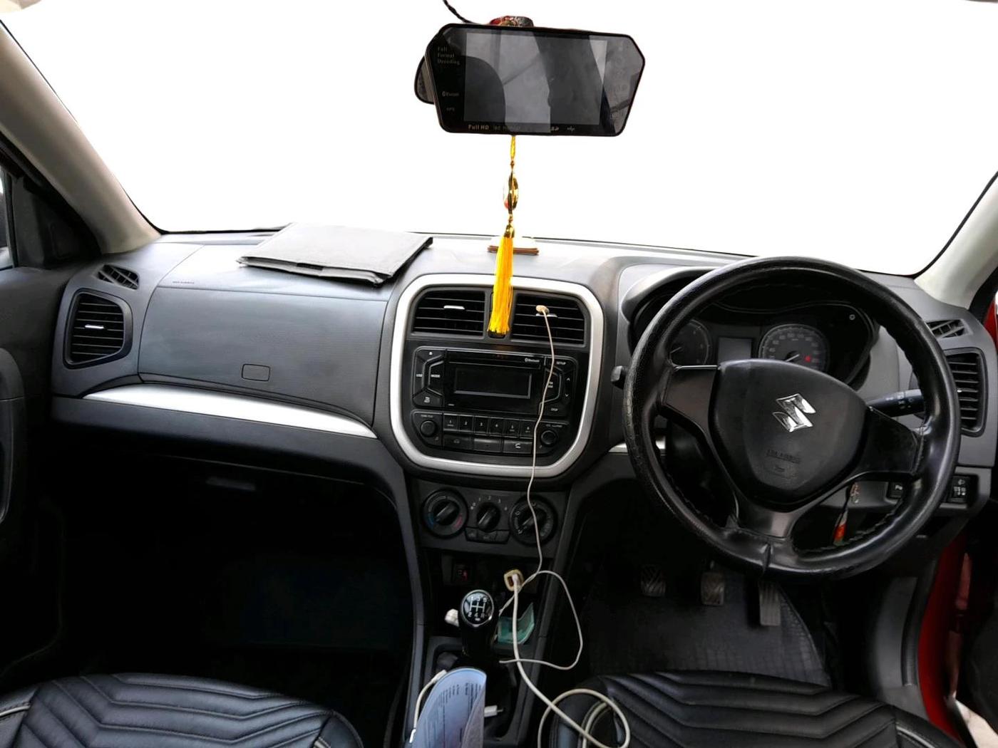 2017 Maruti Vitara Brezza VDI (O), Diesel, Manual, 1,29,523 km, interior