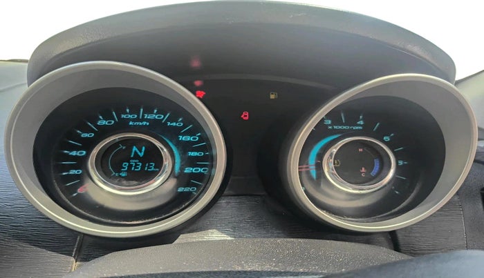 2017 Mahindra XUV500 W10, Diesel, Manual, 97,313 km, interior