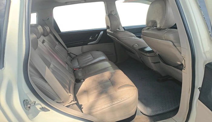 2017 Mahindra XUV500 W10, Diesel, Manual, 97,313 km, interior