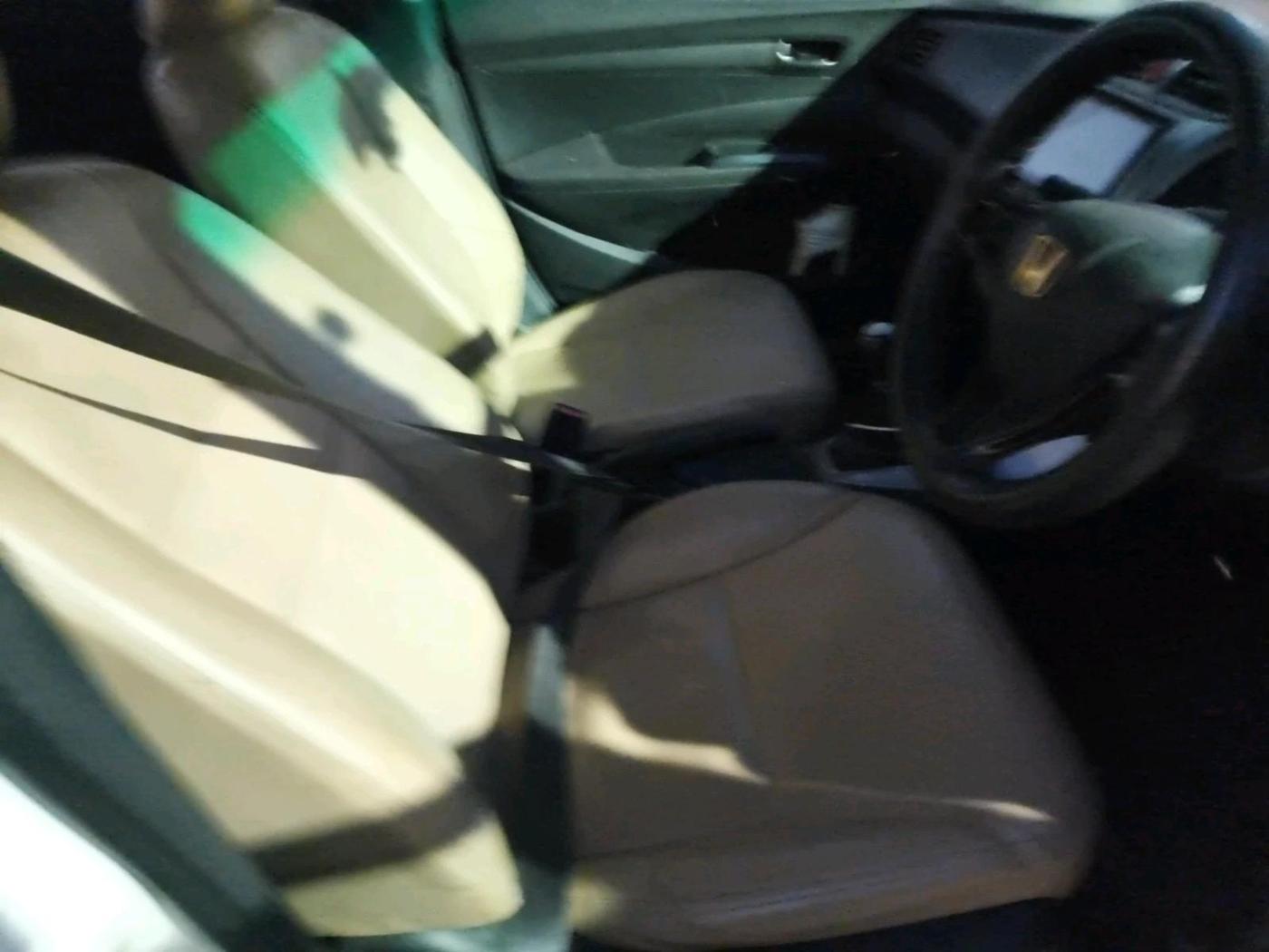 2012 Honda City 1.5L I-VTEC CORPORATE MT, CNG, Manual, 1,14,277 km, interior