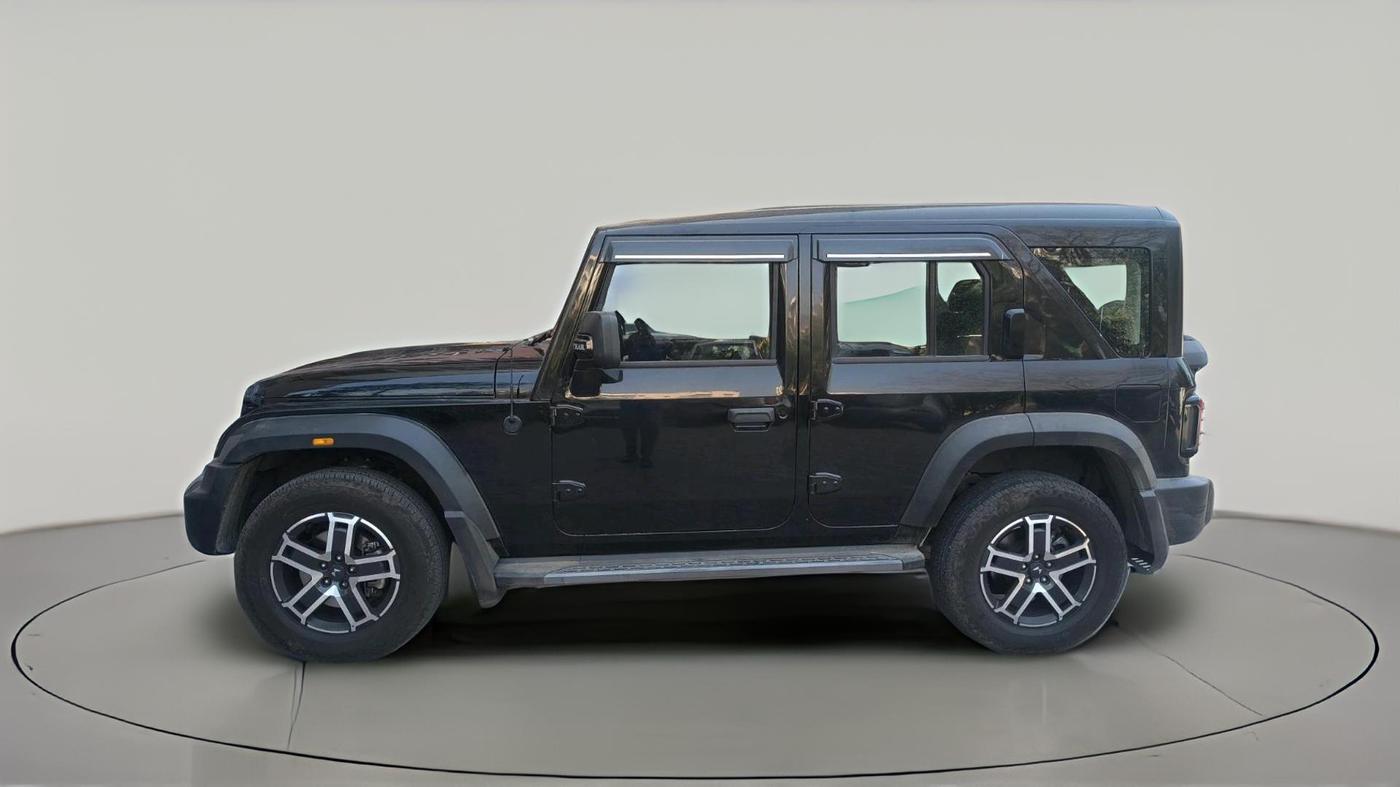 2025 Mahindra Thar Roxx MX3 Petrol AT 2WD, Petrol, Automatic, 6,613 km, exterior