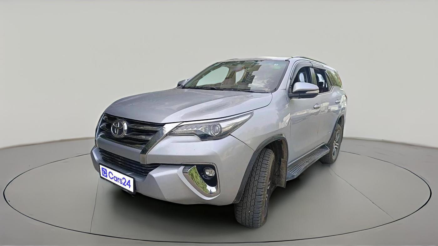 2017 Toyota Fortuner 2.8 4X2 MT, Diesel, Manual, 1,59,518 km, exterior