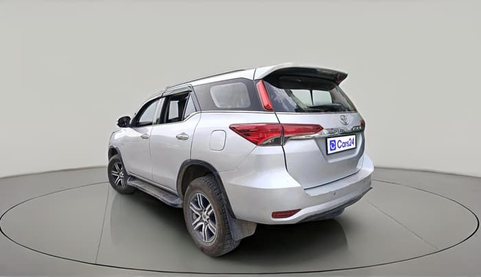 2017 Toyota Fortuner 2.8 4X2 MT, Diesel, Manual, 1,59,518 km, exterior