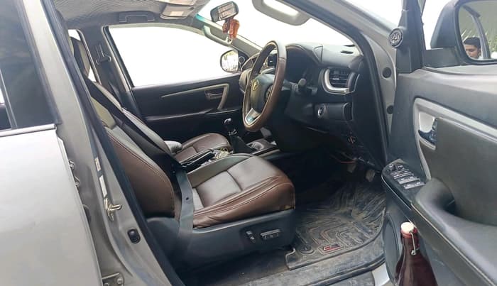 2017 Toyota Fortuner 2.8 4X2 MT, Diesel, Manual, 1,59,518 km, interior