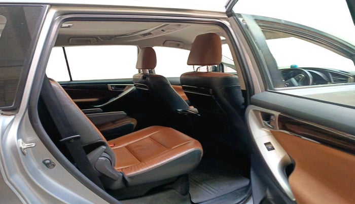 2017 Toyota Innova Crysta 2.4 GX AT 7 STR, Diesel, Automatic, 83,900 km, interior