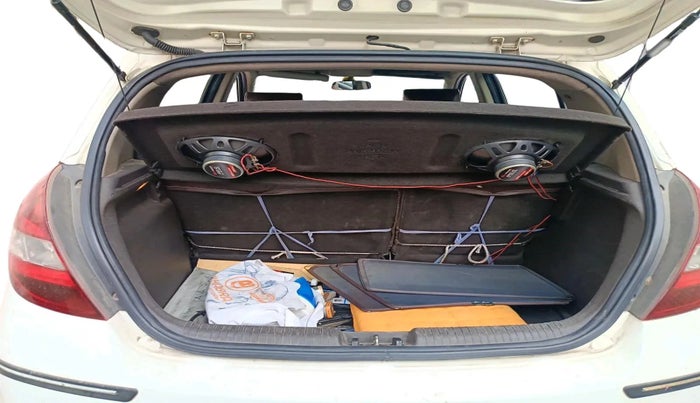 2012 Hyundai i20 ASTA 1.2, Petrol, Manual, 77,500 km, exterior