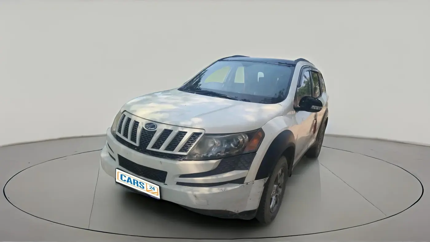 2013 Mahindra XUV500 W8, Diesel, Manual, 2,20,000 km, exterior