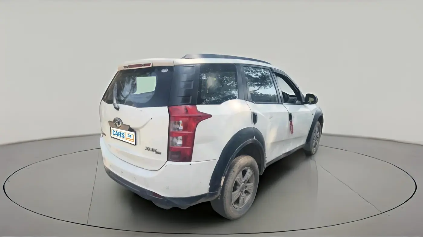 2013 Mahindra XUV500 W8, Diesel, Manual, 2,20,000 km, exterior
