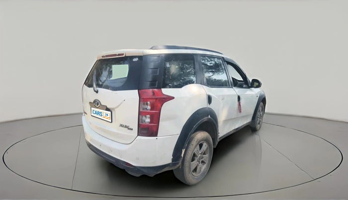 2013 Mahindra XUV500 W8, Diesel, Manual, 1,65,887 km, exterior