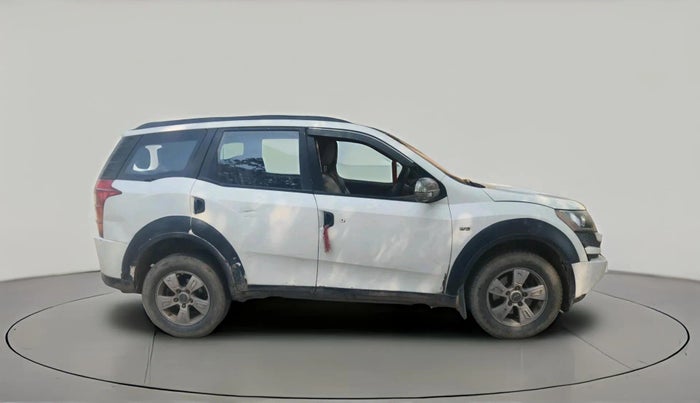 2013 Mahindra XUV500 W8, Diesel, Manual, 1,65,887 km, exterior