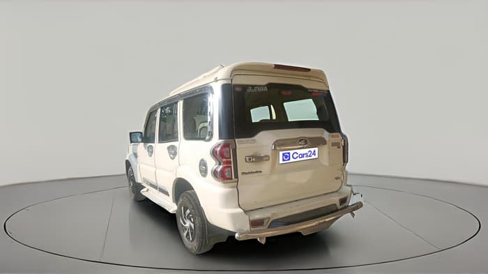 2018 Mahindra Scorpio S3, Diesel, Manual, 1,07,918 km, exterior