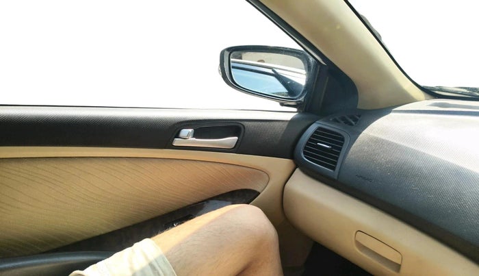 2015 Hyundai Verna FLUIDIC 4S 1.6 VTVT S(O), Petrol, Manual, 58,460 km, interior