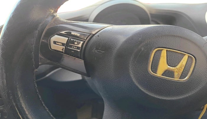 2015 Honda Mobilio 1.5L I-DTEC S, Diesel, Manual, 2,44,522 km, interior