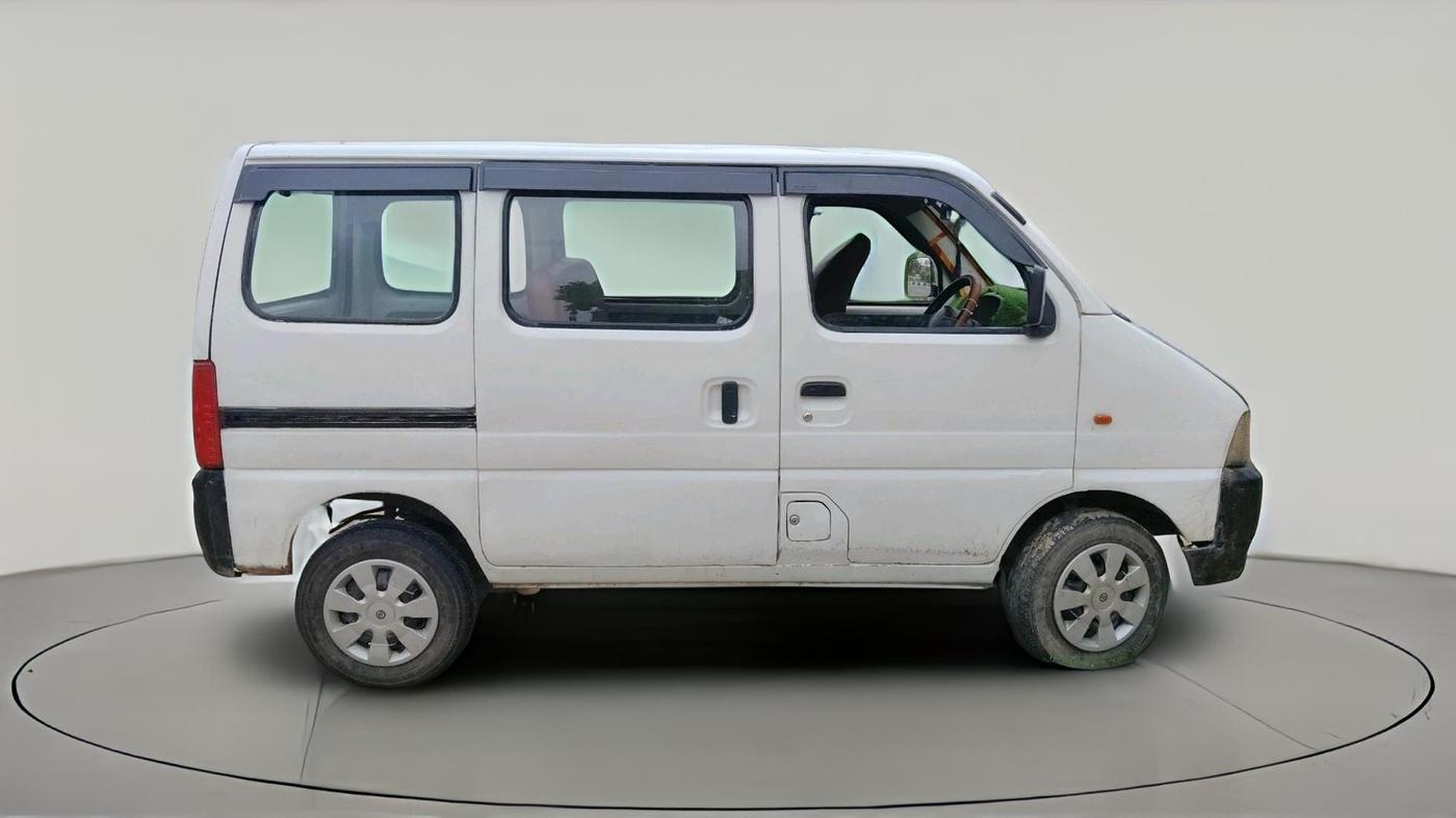 2015 Maruti Eeco 7 STR, Petrol, Manual, 1,98,479 km, exterior