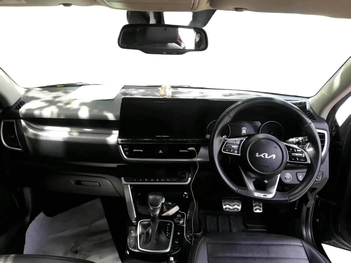 2022 KIA SELTOS GTX PLUS AT 1.5 DIESEL, Diesel, Automatic, 58,544 km, interior