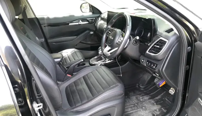 2022 KIA SELTOS GTX PLUS AT 1.5 DIESEL, Diesel, Automatic, 58,544 km, interior