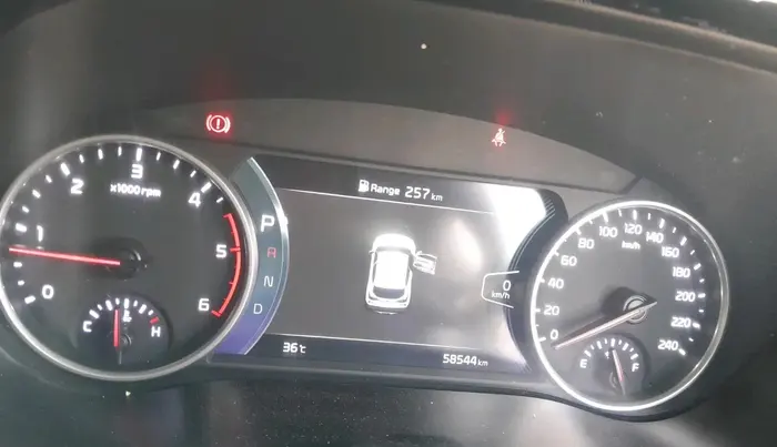 2022 KIA SELTOS GTX PLUS AT 1.5 DIESEL, Diesel, Automatic, 58,544 km, interior
