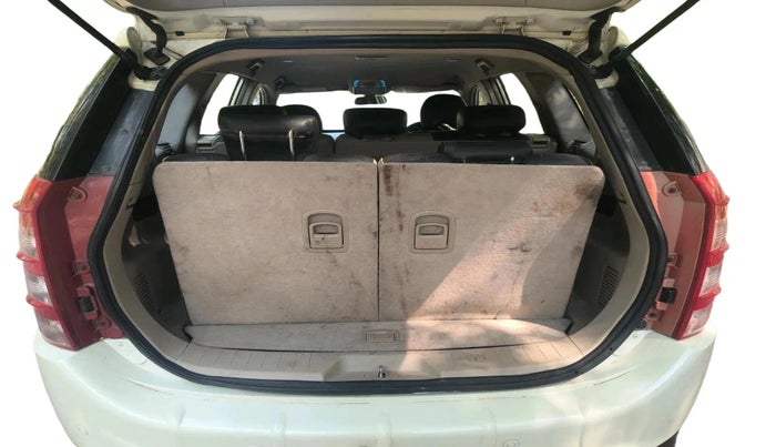 2017 Mahindra XUV500 W6, Diesel, Manual, 1,05,050 km, exterior