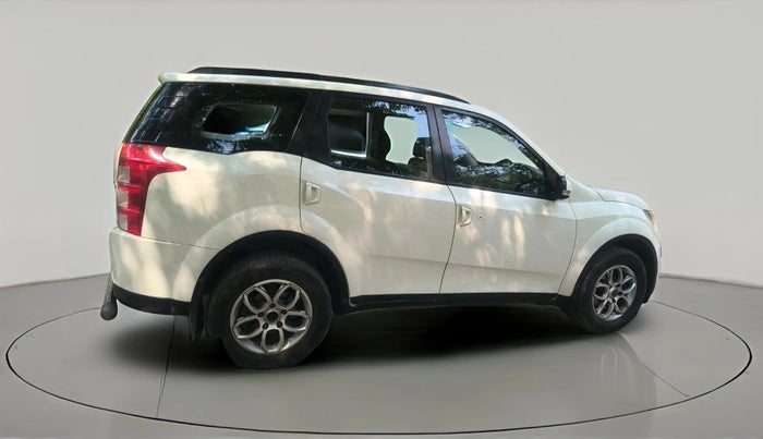 2017 Mahindra XUV500 W6, Diesel, Manual, 1,05,050 km, exterior