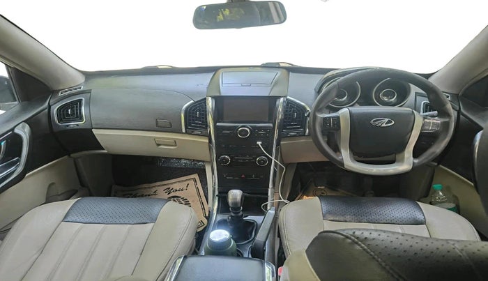 2017 Mahindra XUV500 W6, Diesel, Manual, 1,05,050 km, interior