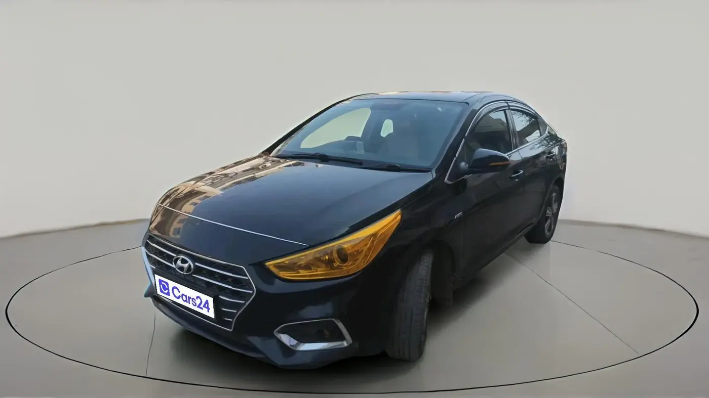 2017 Hyundai Verna 1.6 CRDI SX + AT, Diesel, Automatic, 1,40,245 km, exterior