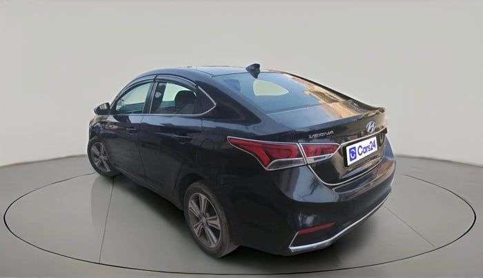 2017 Hyundai Verna 1.6 CRDI SX + AT, Diesel, Automatic, 1,40,245 km, exterior