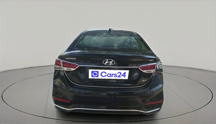 2017 Hyundai Verna 1.6 CRDI SX + AT, Diesel, Automatic, 1,40,245 km, exterior