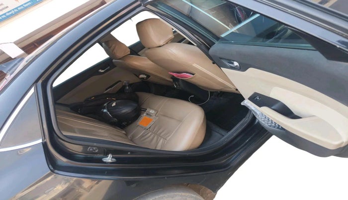 2017 Hyundai Verna 1.6 CRDI SX + AT, Diesel, Automatic, 1,40,245 km, interior