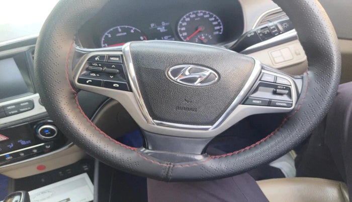 2017 Hyundai Verna 1.6 CRDI SX + AT, Diesel, Automatic, 1,40,245 km, interior