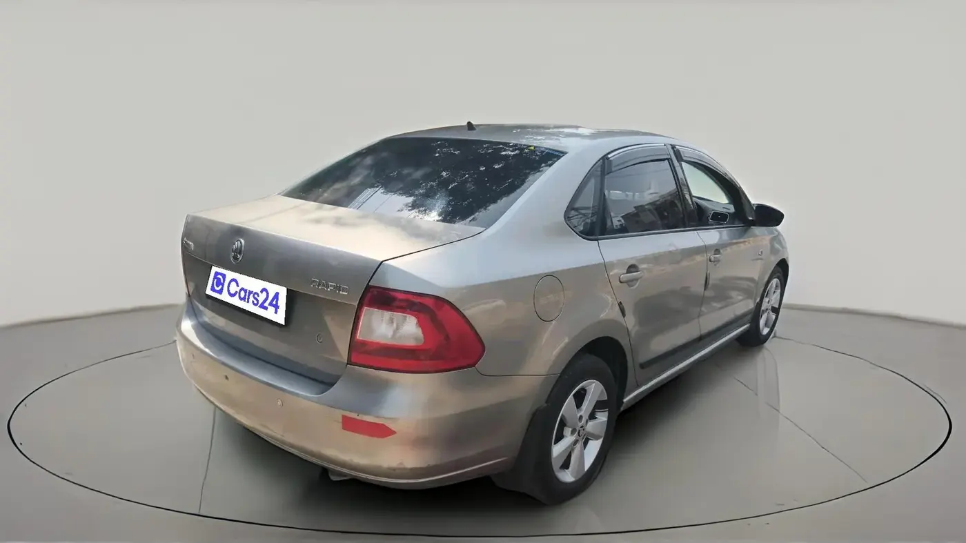 2016 Skoda Rapid AMBITION 1.6 MPI MT, Petrol, Manual, 83,838 km, exterior