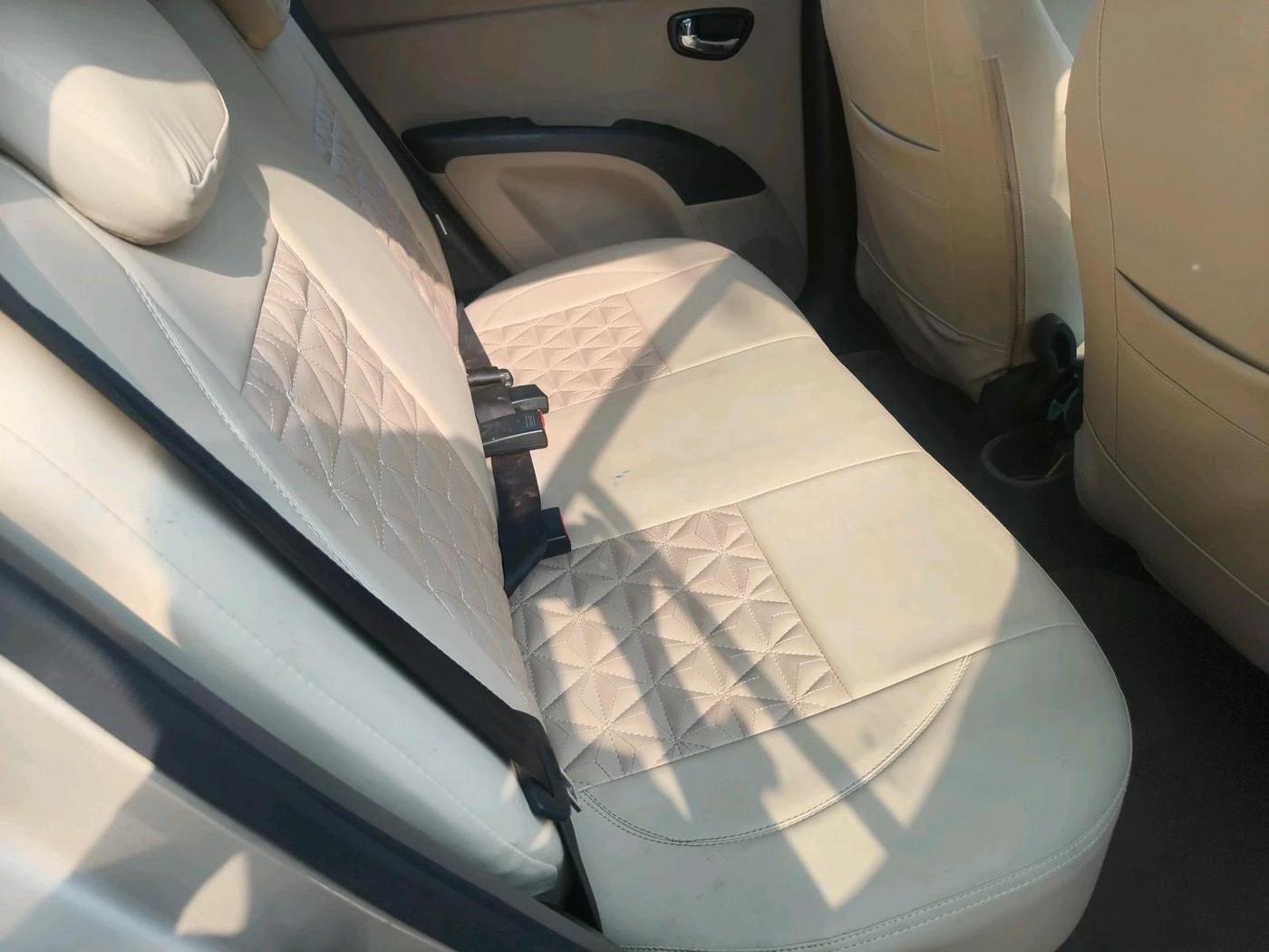 2012 Hyundai i10 SPORTZ 1.2, Petrol, Manual, 40,066 km, interior