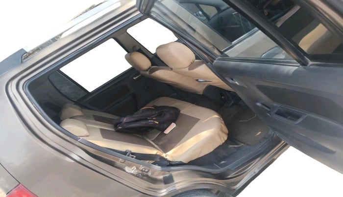 2012 Maruti Wagon R 1.0 LXI, CNG, Manual, 38,478 km, interior