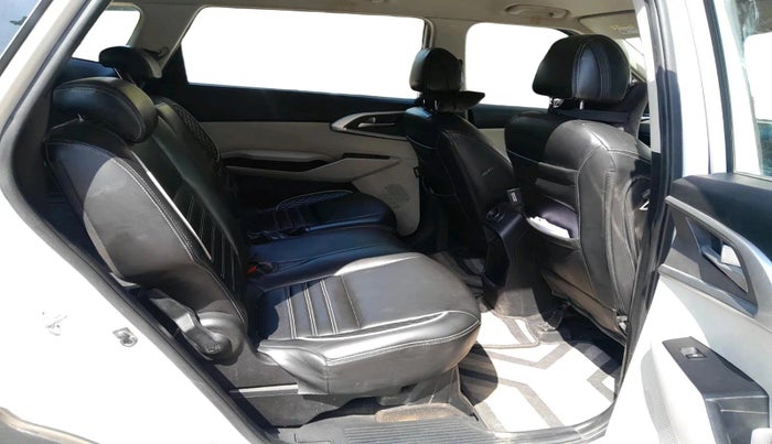 2023 KIA CARENS PRESTIGE 1.5 DIESEL 7 STR, Diesel, Manual, 1,04,536 km, interior