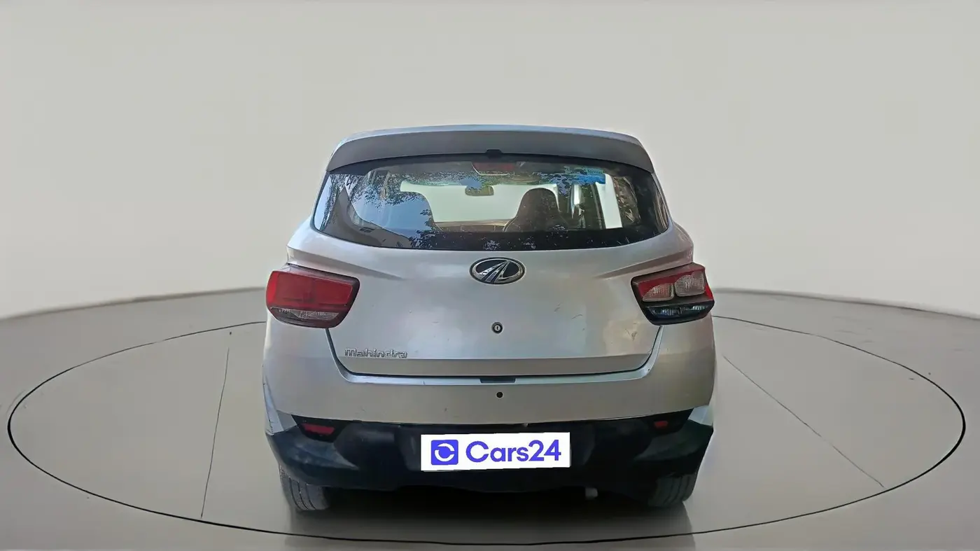 2017 Mahindra Kuv100 K2 6 STR, CNG, Manual, 97,472 km, exterior