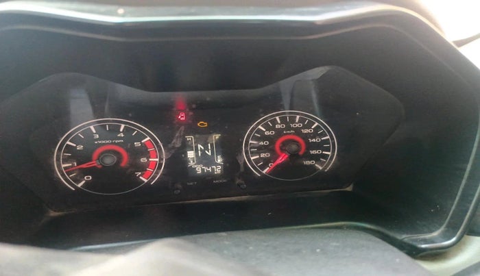 2017 Mahindra Kuv100 K2 6 STR, CNG, Manual, 97,472 km, interior