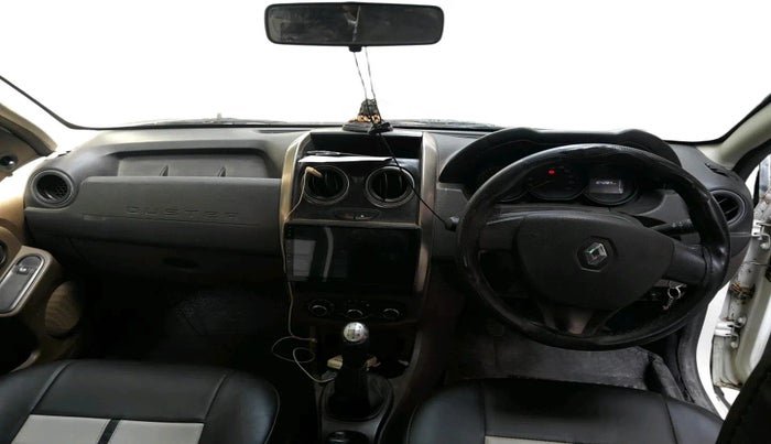 2018 Renault Duster 85 PS RXE DIESEL, Diesel, Manual, 1,04,289 km, interior