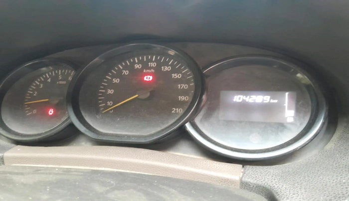 2018 Renault Duster 85 PS RXE DIESEL, Diesel, Manual, 1,04,289 km, interior