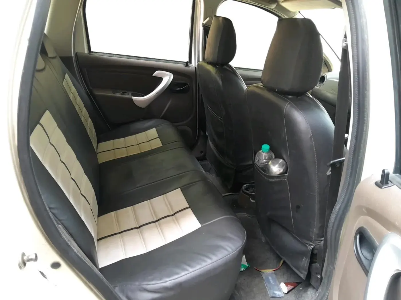 2018 Renault Duster 85 PS RXE DIESEL, Diesel, Manual, 1,04,289 km, interior