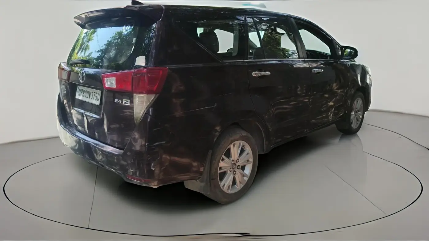 2016 Toyota Innova Crysta 2.4 ZX 7 STR, Diesel, Manual, 2,04,359 km, exterior