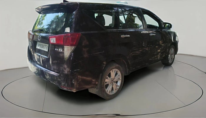 2016 Toyota Innova Crysta 2.4 ZX 7 STR, Diesel, Manual, 2,04,359 km, exterior