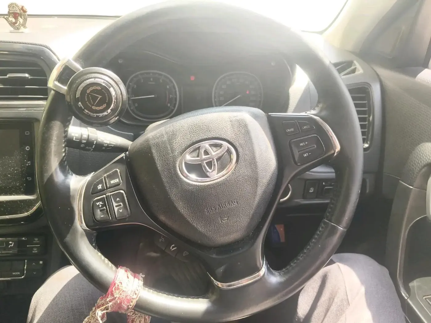 2021 Toyota URBAN CRUISER PREMIUM GRADE AT, Petrol, Automatic, 1,13,000 km, interior
