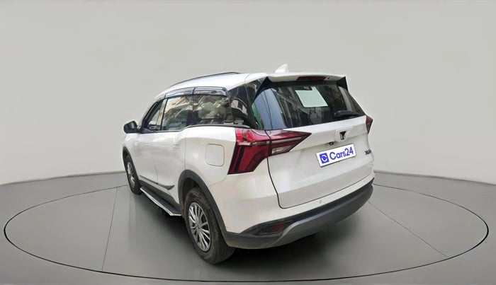 2022 Mahindra XUV700 AX 3 P MT 5 STR, Petrol, Manual, 30,124 km, exterior