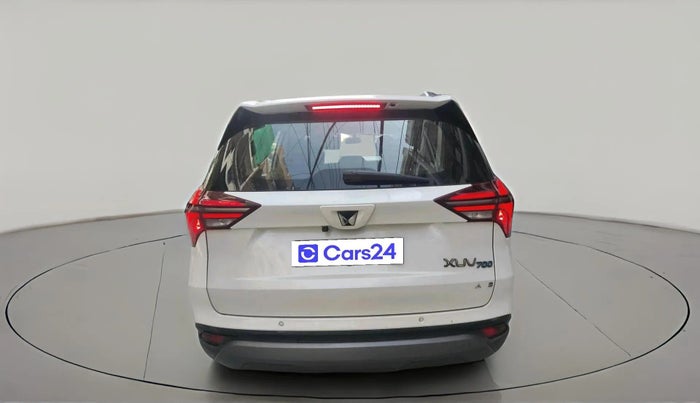 2022 Mahindra XUV700 AX 3 P MT 5 STR, Petrol, Manual, 30,124 km, exterior
