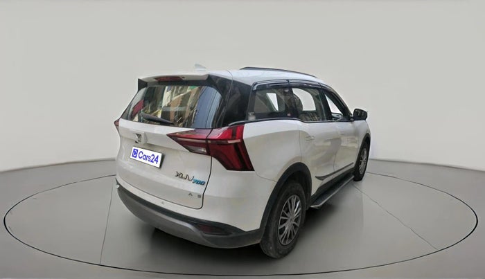 2022 Mahindra XUV700 AX 3 P MT 5 STR, Petrol, Manual, 30,124 km, exterior