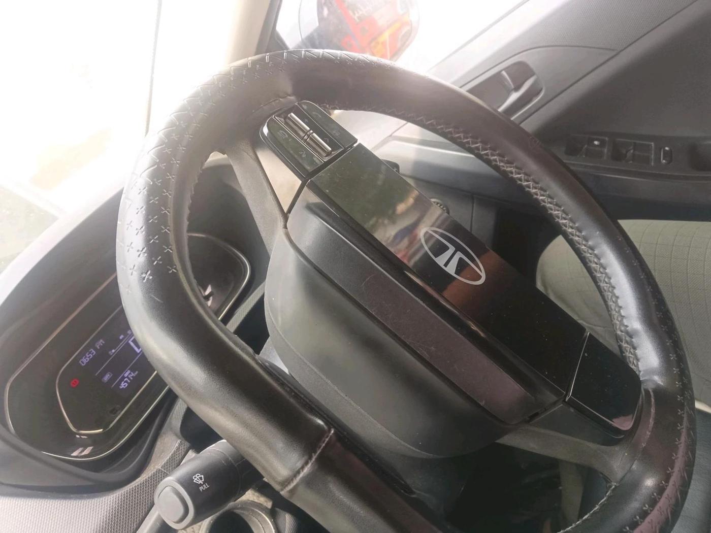 2024 Tata NEXON SMART+ 1.2 PETROL, Petrol, Manual, 46,799 km, interior