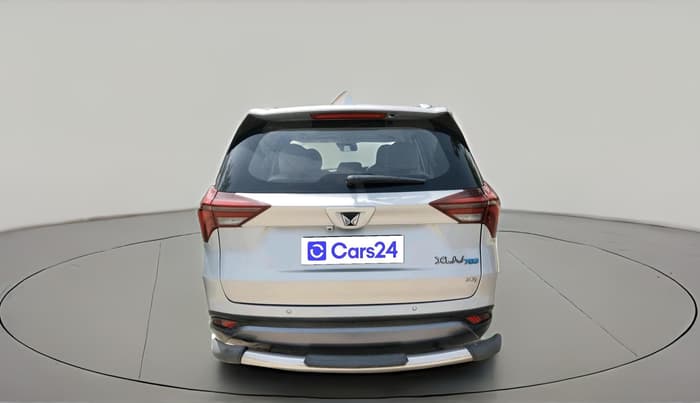2022 Mahindra XUV700 AX 7 LUXURY D AT 7 STR, Diesel, Automatic, 96,011 km, exterior